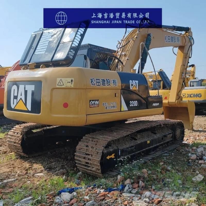 CAT 320 D Roomikekskavaatorid