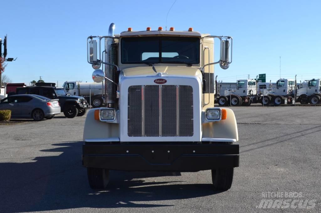 Peterbilt 367 Sadulveokid