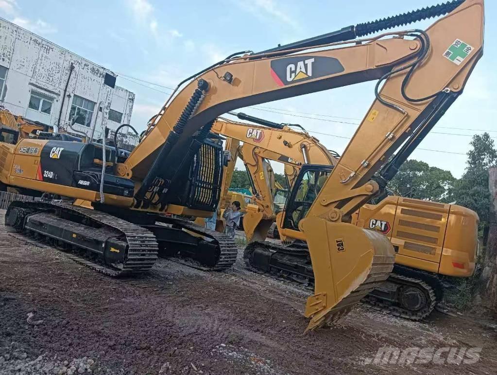 CAT 324 D2 L Väikeekskavaatorid 7t-12t