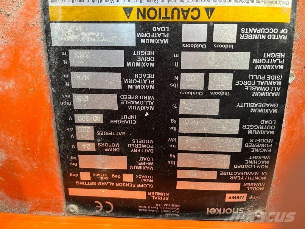 Snorkel TM 12 Vertikaalsed mast tõstukid