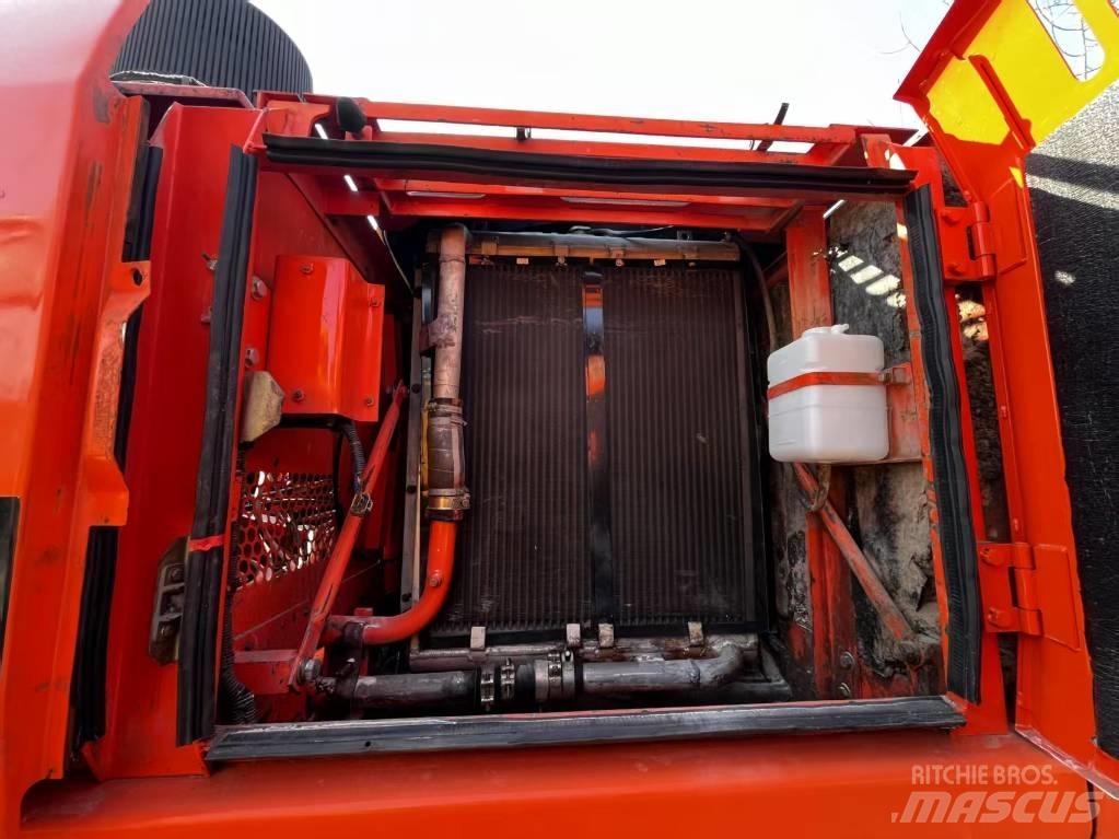 Doosan DH225-7 Väikeekskavaatorid 7t-12t