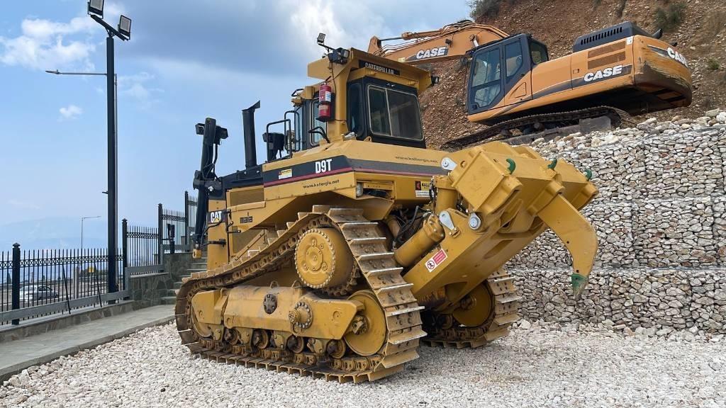 CAT D 9 N Buldooserid