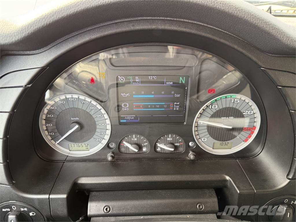 Iveco AS280 6X2 Konksliftveokid