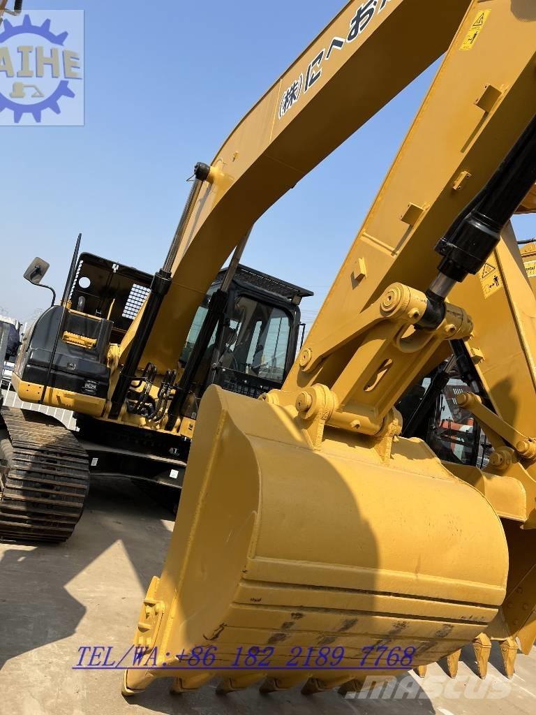 CAT 320D Roomikekskavaatorid