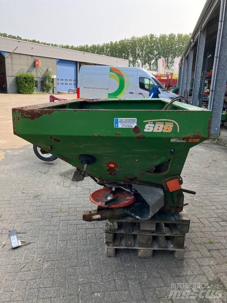 Amazone ZA-M 1200 Mineraalväetise laoturid