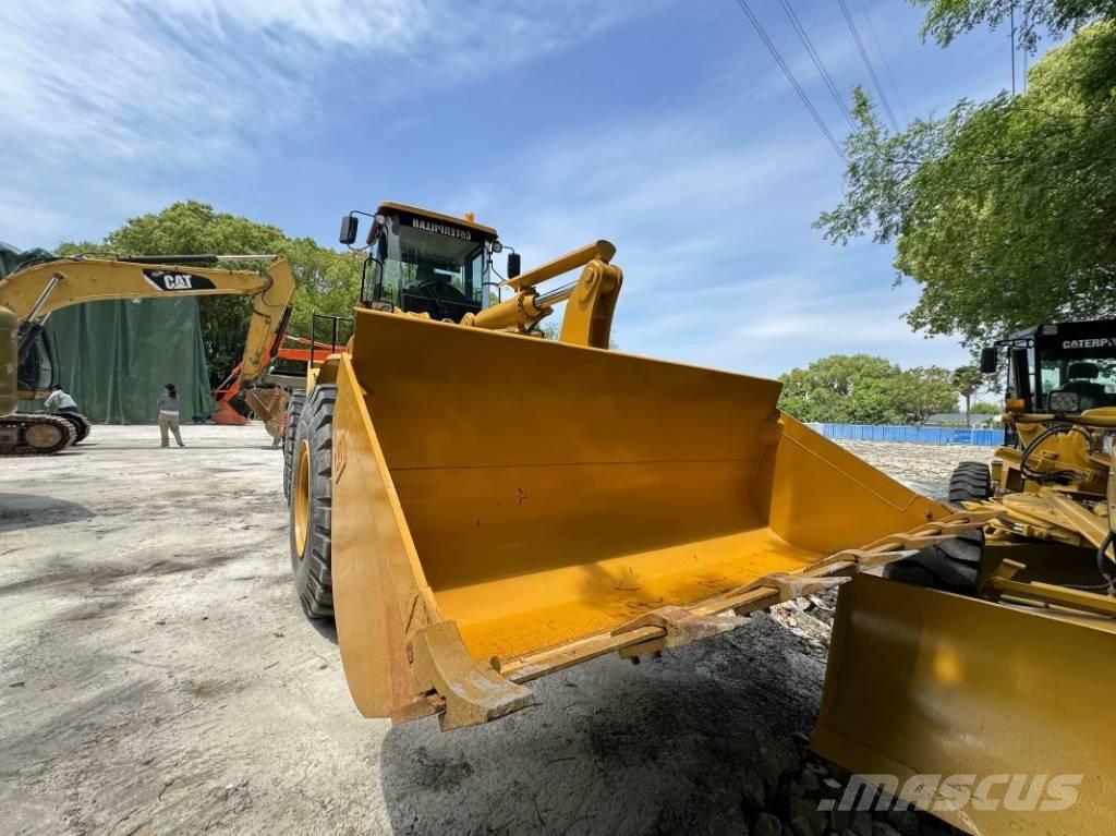 CAT 966 H Rataslaadurid