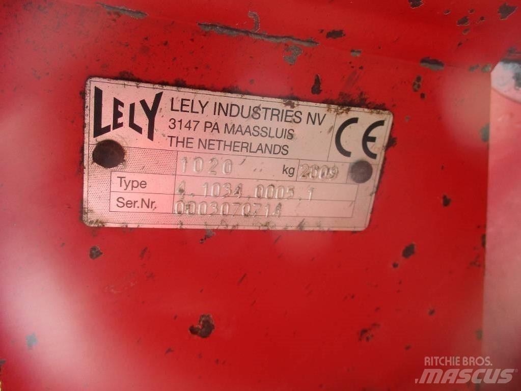 Lely Lotus 770 AWS Vaalutid ja kaarutid