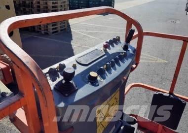 JLG E 400 AN Iseliikuvad poomtõstukid