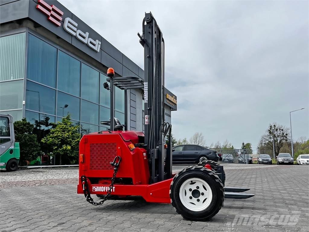 Moffett M3 20.4 Veoautol transporditav kahveltõstuk
