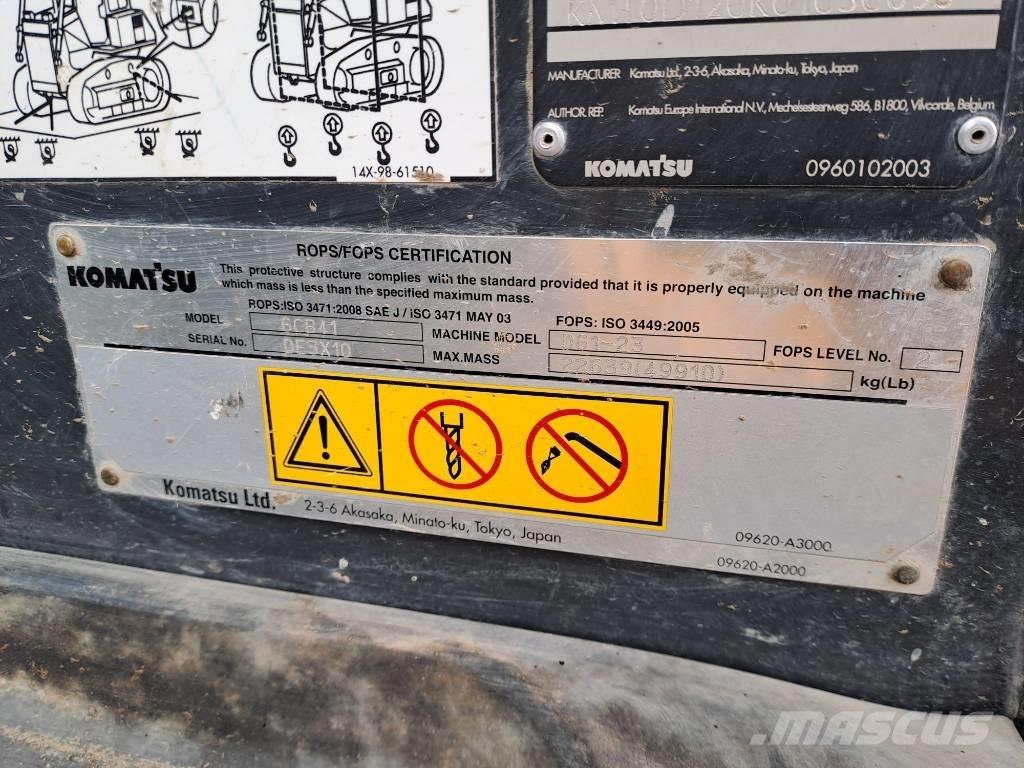 Komatsu D61PXI-23 Buldooserid