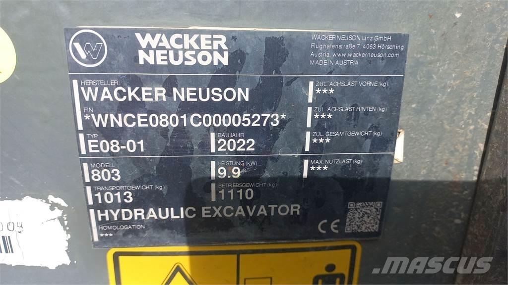 Wacker Neuson 803 Roomikekskavaatorid