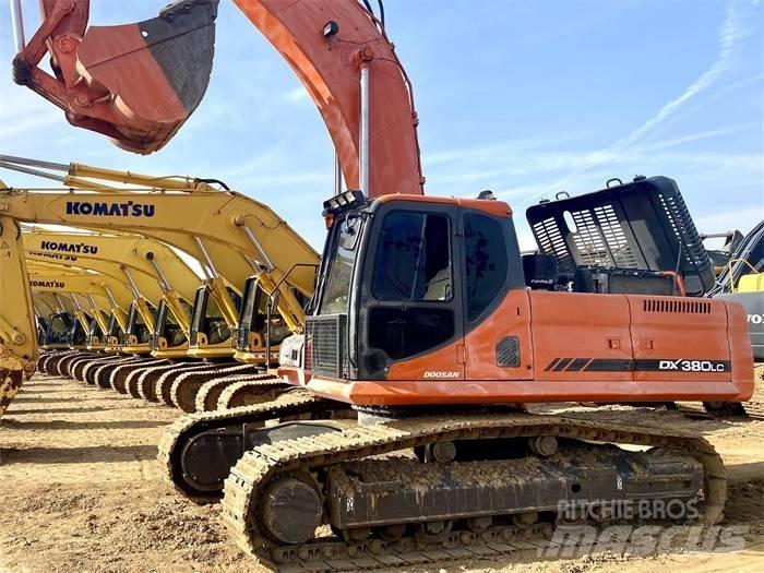 Doosan DX 380 LC Roomikekskavaatorid