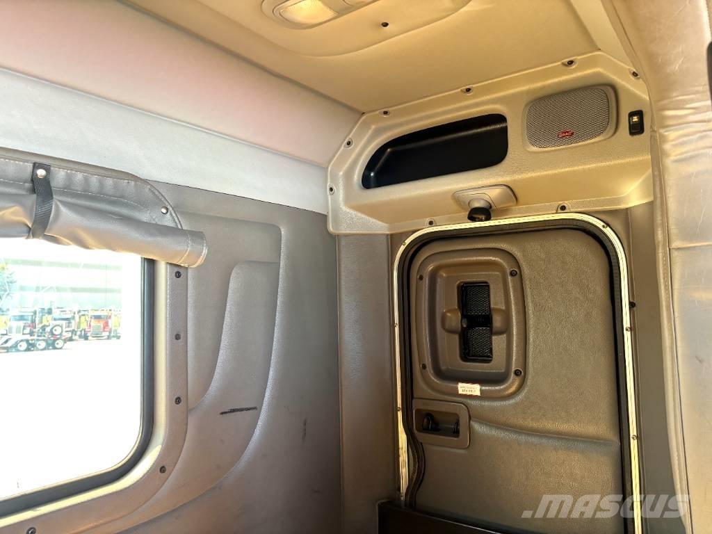 Peterbilt 389 Sadulveokid