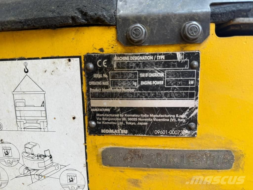 Komatsu PC 138 US-11 Roomikekskavaatorid