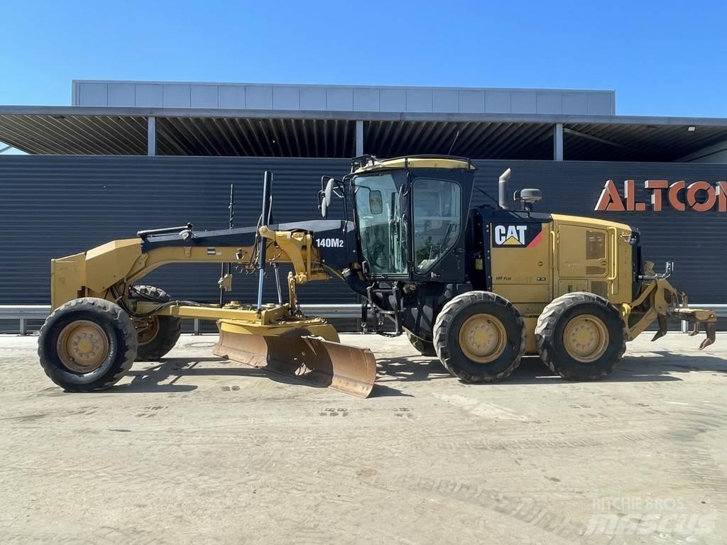 CAT 140 M2 Sorteerimistarvikud