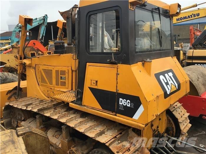 CAT D 6 G Buldooserid