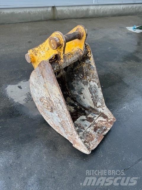 JCB 7-8 TON Ekskavaatorikopad ja lisaseadmed