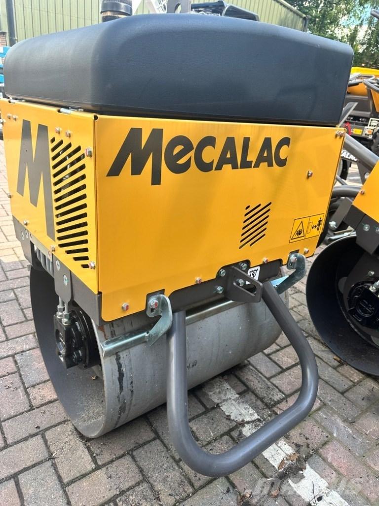 Mecalac MBR71 Ühe trumliga rullid