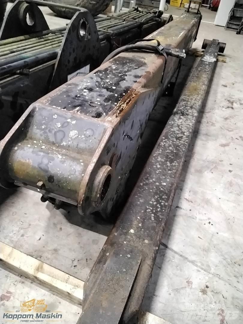 Loglift 200 Harvesteri kraanad