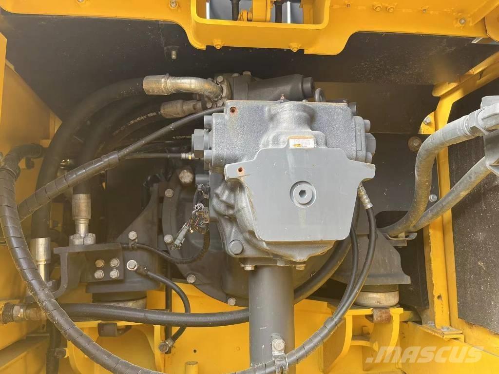 Komatsu PC 350-7 Roomikekskavaatorid