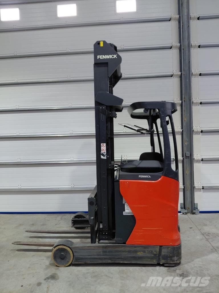 Linde R 14 Lükandmastiga tõstukid