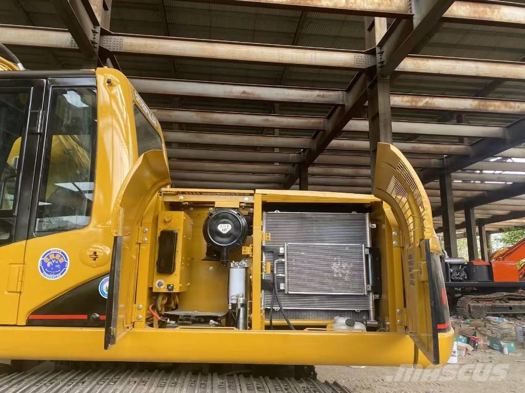 CAT 320 C Roomikekskavaatorid