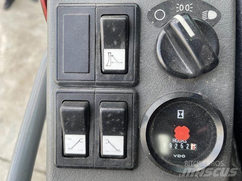 Volvo EW 140 B Ratasekskavaatorid