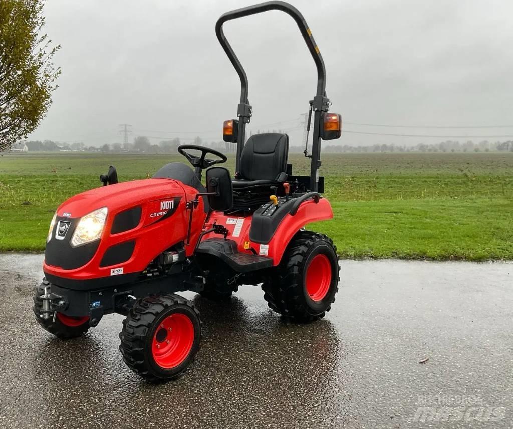 Kioti CS2510 Traktorid