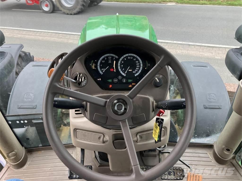 John Deere 6110R Traktorid