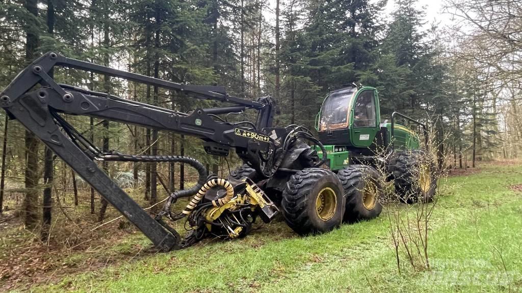 John Deere 1470 E Harvesterid