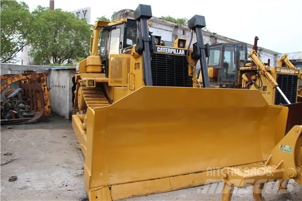 CAT D 7 R Buldooserid