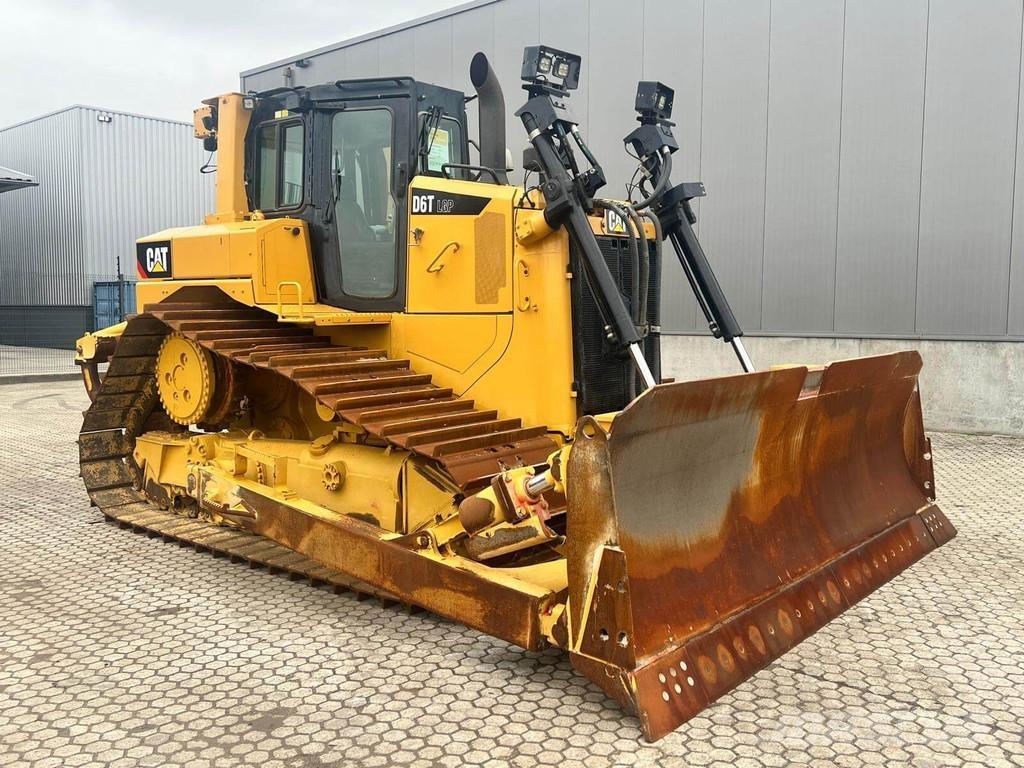 CAT D6T LGP Buldooserid