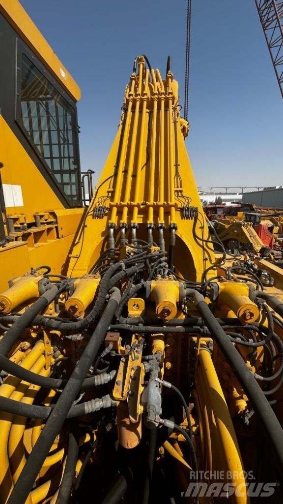 Komatsu PC 2000-8 Roomikekskavaatorid