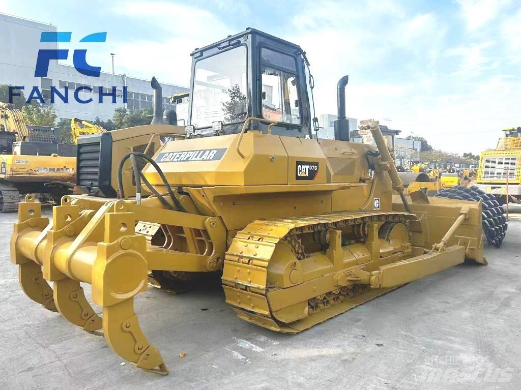 CAT D 7 G Buldooserid