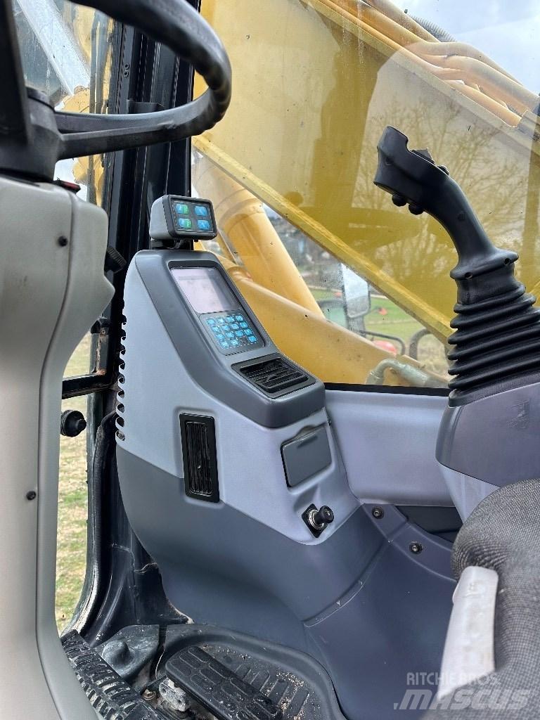 Komatsu PW 160-7E0 Ratasekskavaatorid