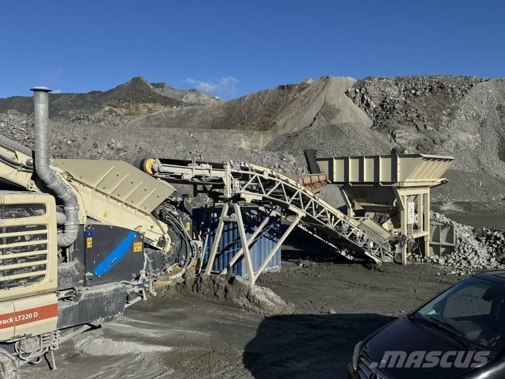 Metso LT 220 D Iseliikuvad purustid