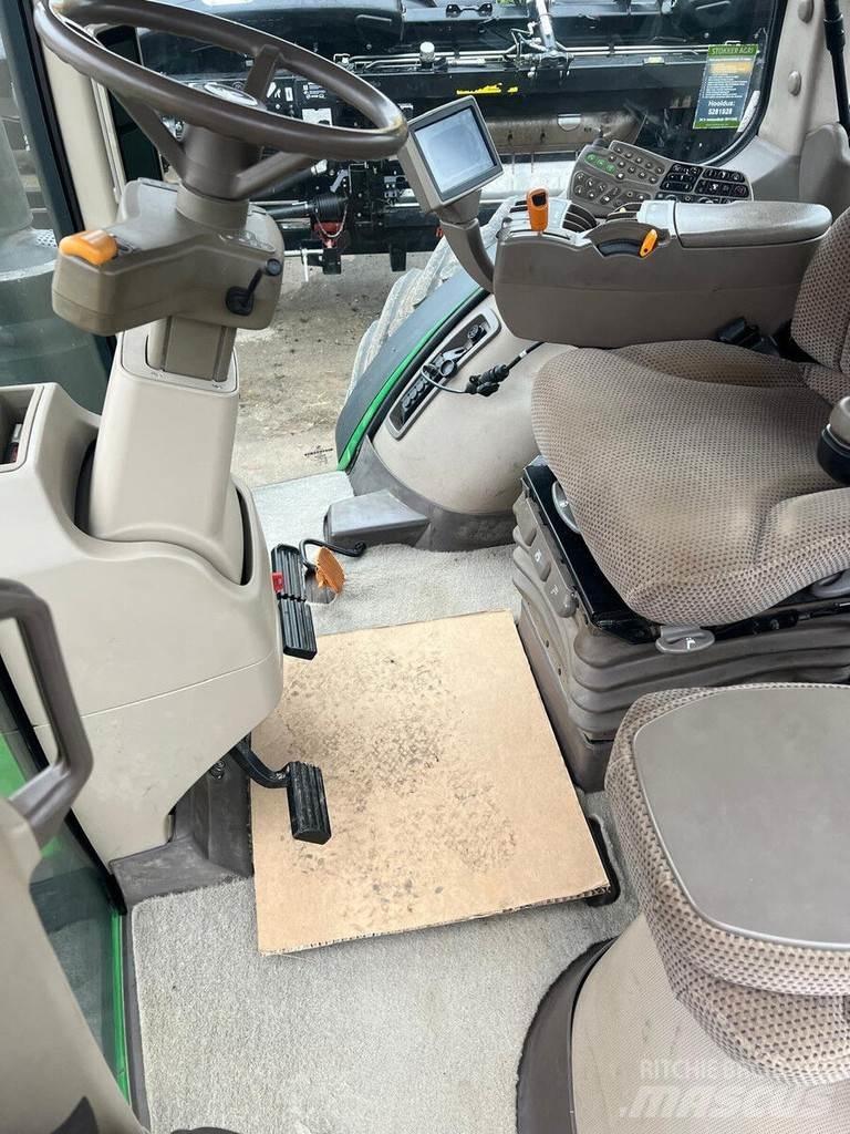 John Deere 8260R Traktorid