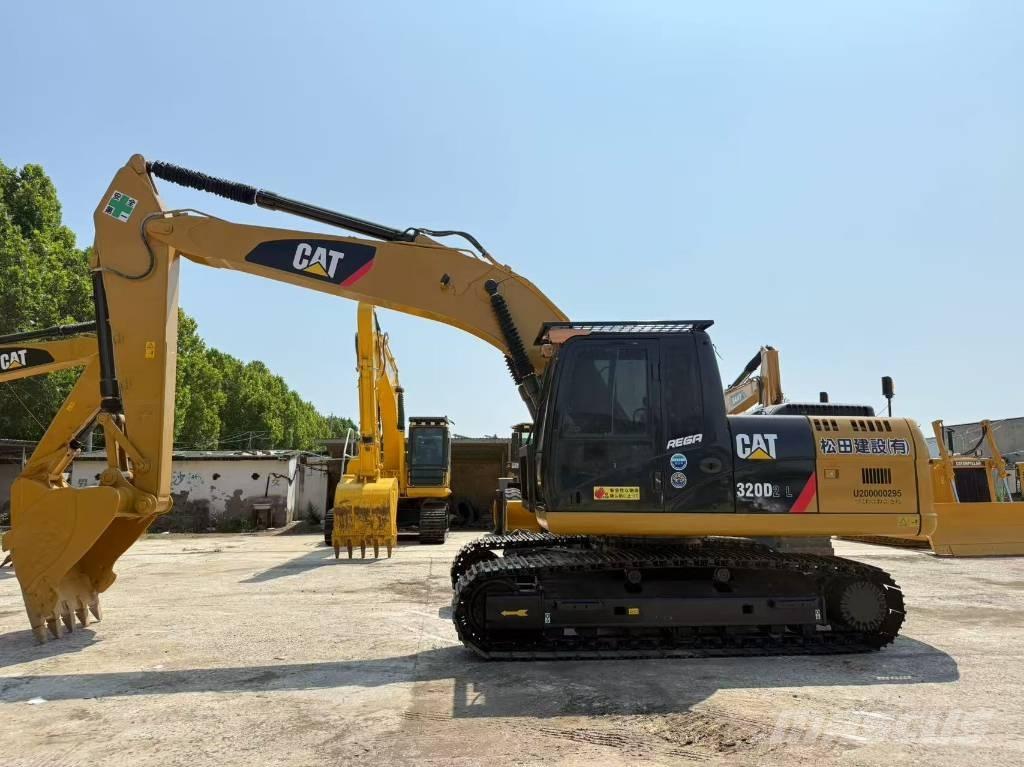 CAT cat320d Roomikekskavaatorid