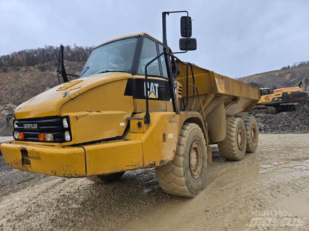 CAT 730 Liigendraamiga pinnaseveokid