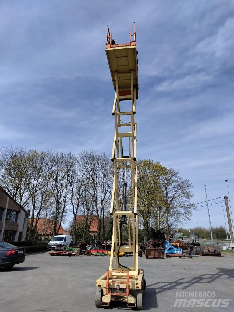 JLG 2646 E 3 Käärtõstukid