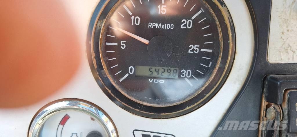 JCB 3 CX Ekskavaatorlaadurid