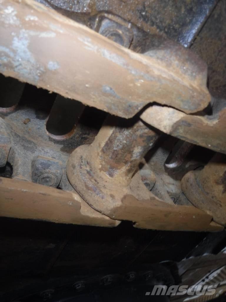 Hitachi ZX 210 LC-7 Roomikekskavaatorid