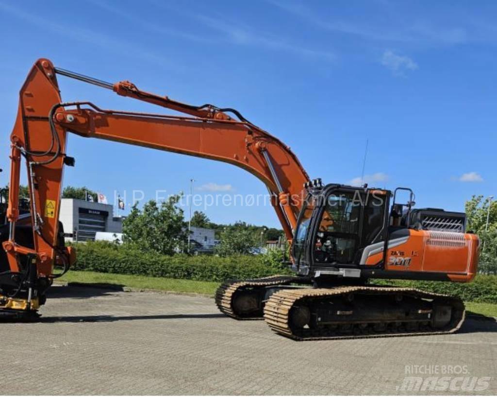 Hitachi ZX300LC-7 Roomikekskavaatorid