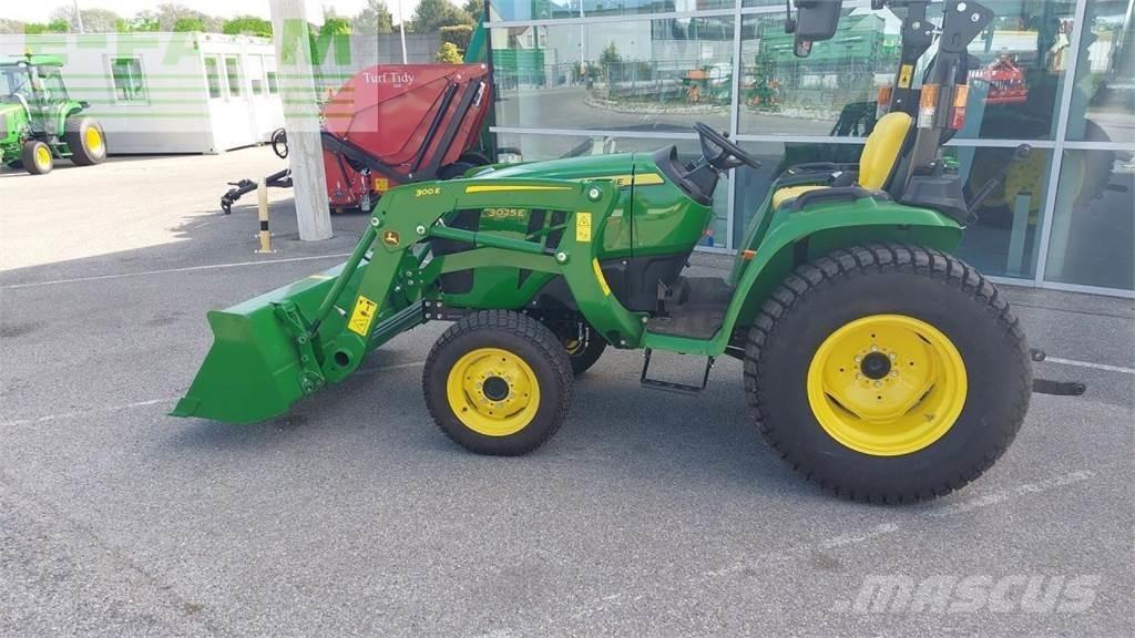 John Deere 3025E Traktorid