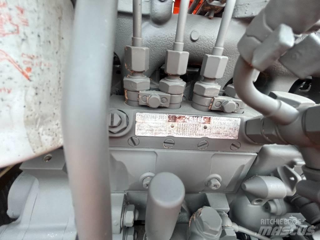 Hitachi ZX 60 Roomikekskavaatorid