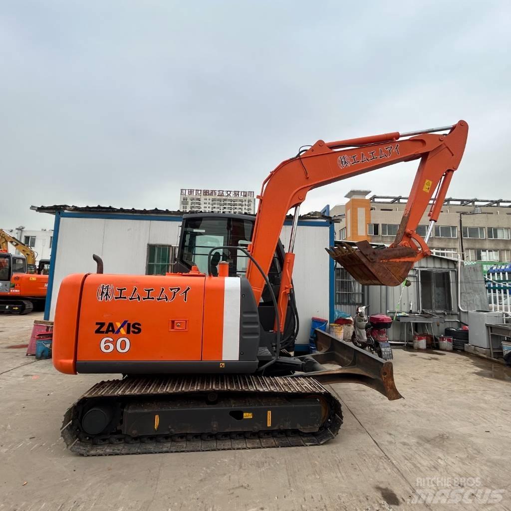 Hitachi ZX 60 Roomikekskavaatorid