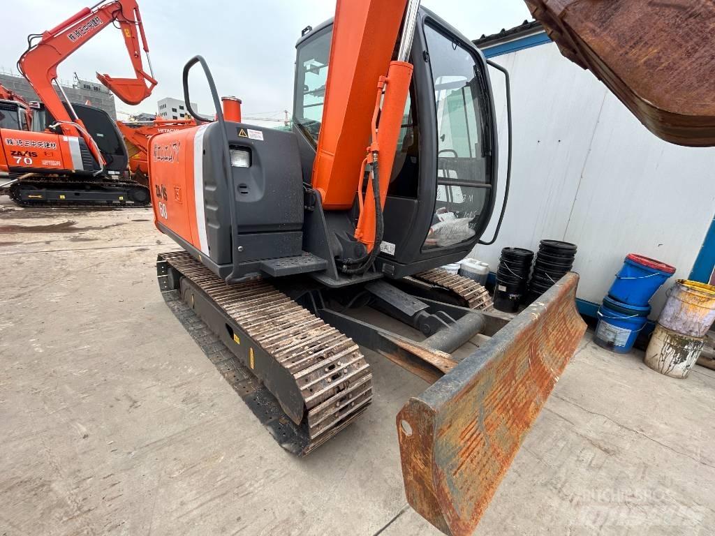 Hitachi ZX 60 Roomikekskavaatorid