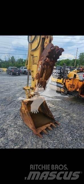 CAT 307C Roomikekskavaatorid