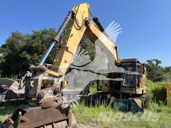 CAT 321D LCR Metsamultšerid