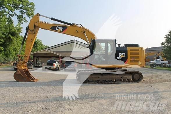 CAT 323FL Roomikekskavaatorid